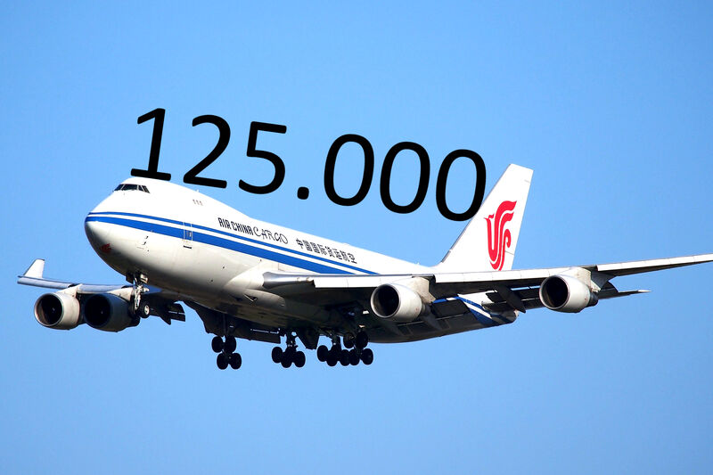 2023-06-29_Flugzeug_125000_Stueck.jpg